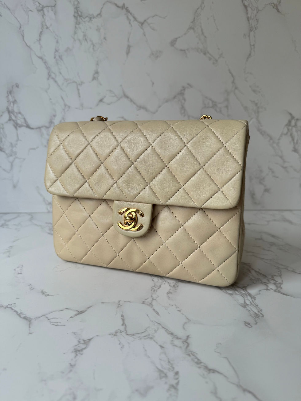 Thumbnail: Chanel Ivory Beige Mini Square 20cm in 24K GHW