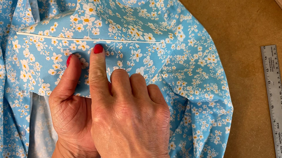 Piped seam