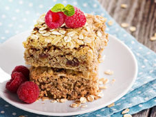 Oat & Date Energy Bar