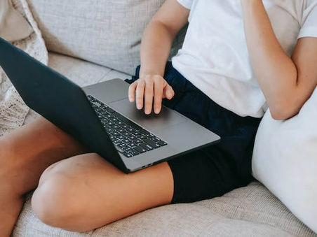 Why is Blogging so Popular? - [In the Spotlight]
