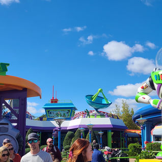 Which Disney Resort Should I Visit? Disneyland vs Walt Disney World