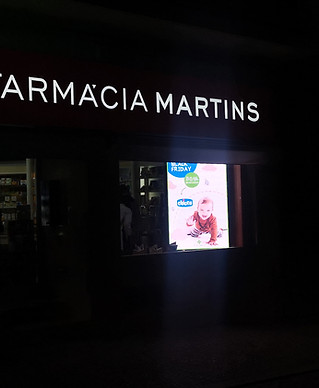 ecra led farmacia.jpg