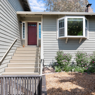 5428 Spain Ave front door