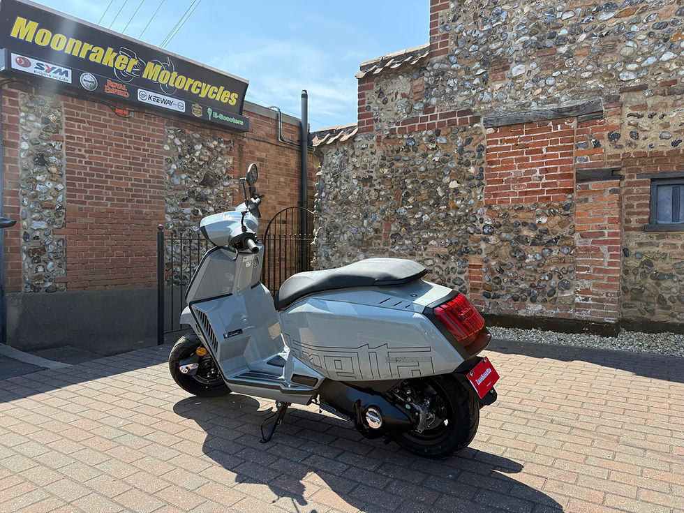 Thumbnail: Lambretta X 300 GP (2026) Crayon Gray