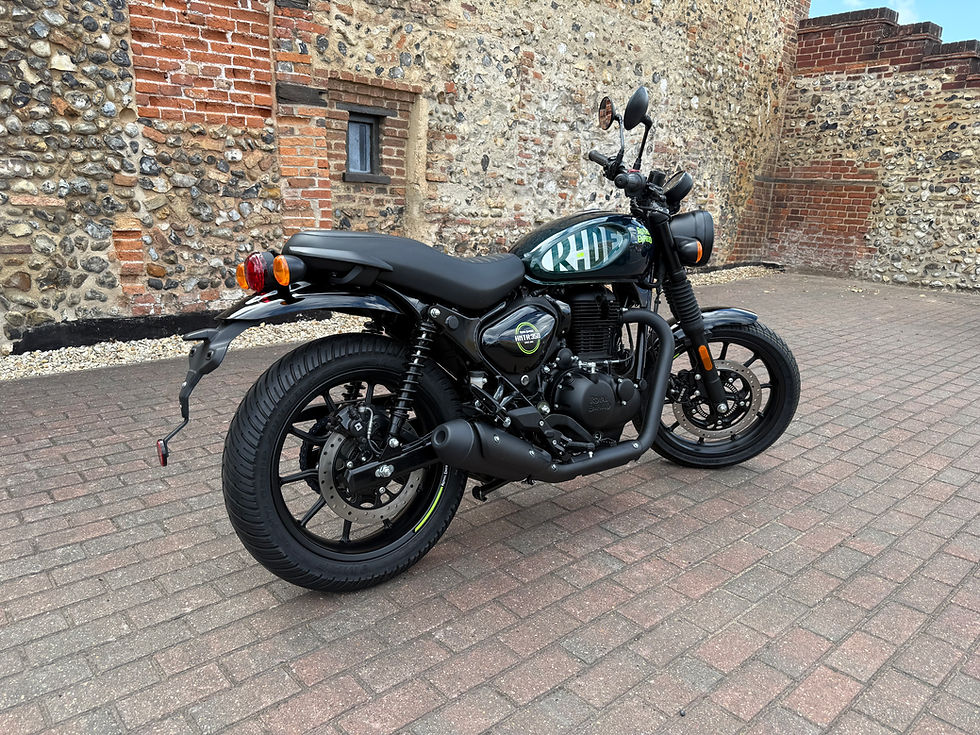 Thumbnail: Royal Enfield HNTR 350 Dapper Green (2026)