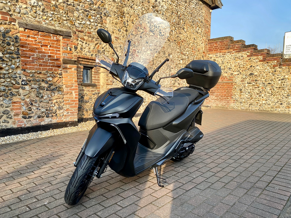 Thumbnail: Voge SR16 125cc (Black)