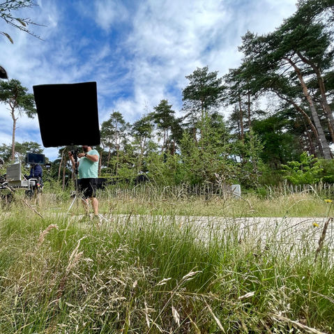 Filmopname voor VTM Familie in de natuur rond Bosvilla Zwarte Zwaan
