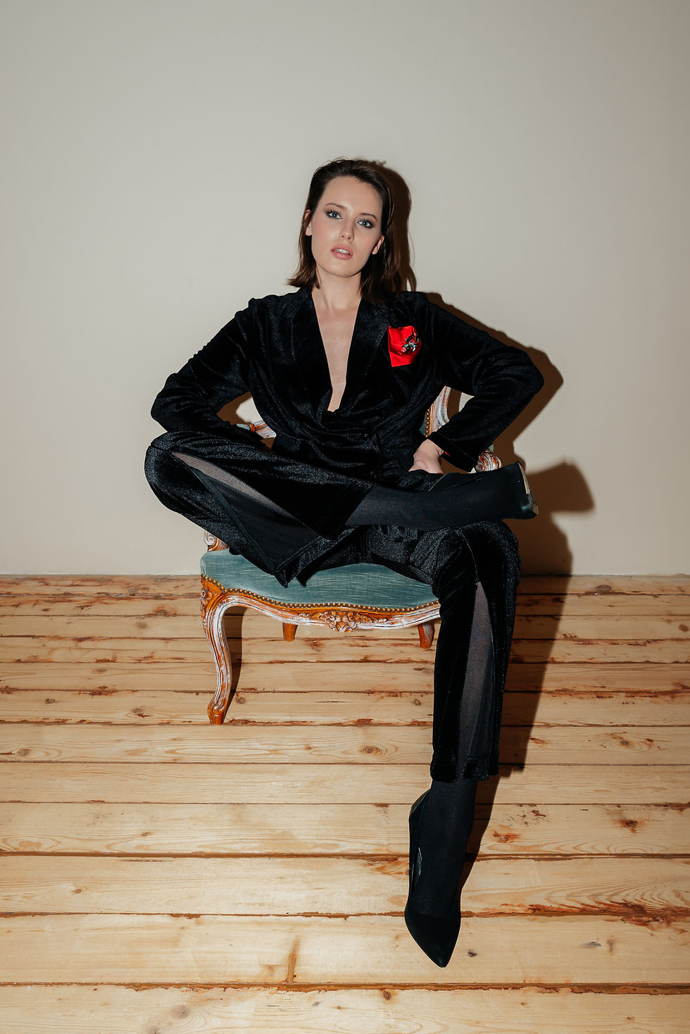 Thumbnail: Double-breasted velvet suit