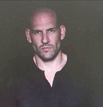 45551150_1276385725835266_58393755377886