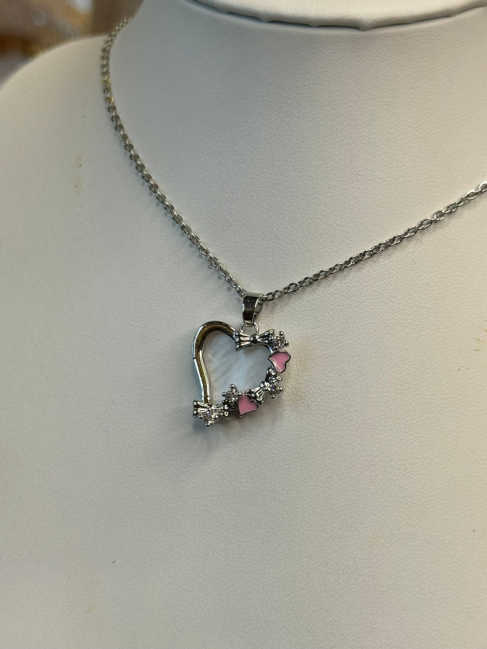 Zirkon Taşlı Kalp Çelik Kolye