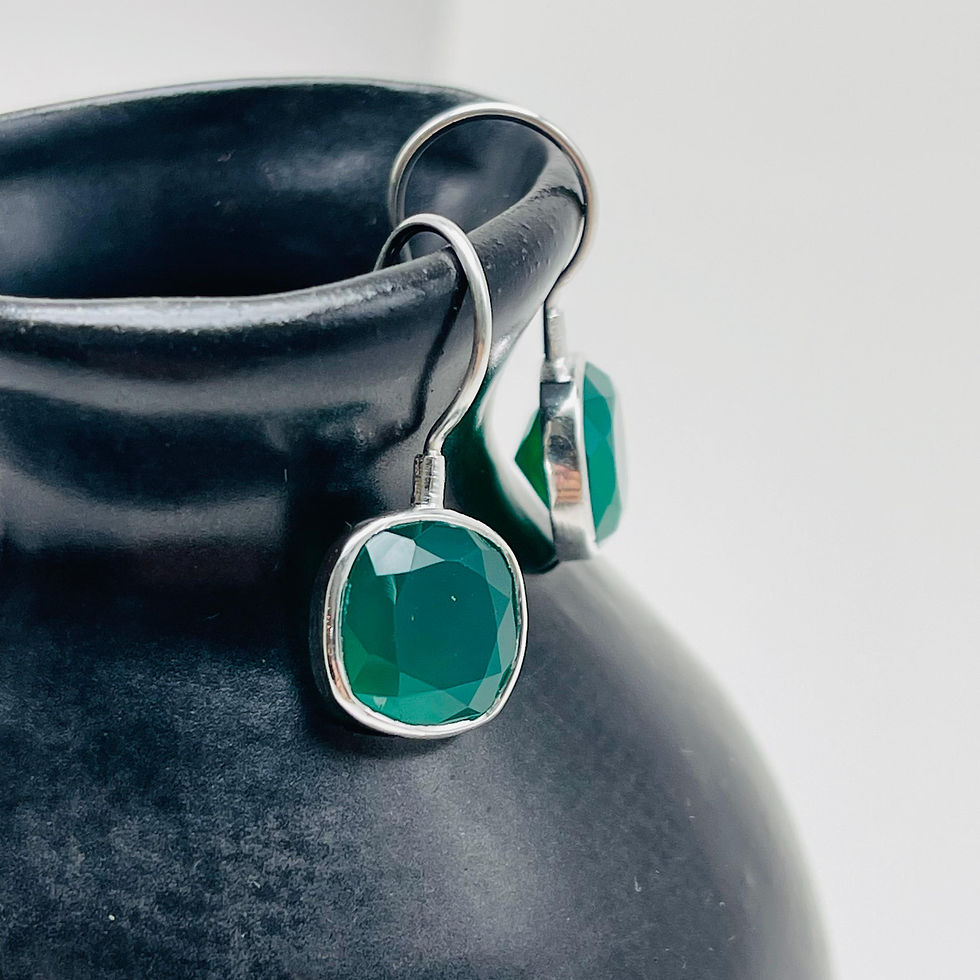 Thumbnail: Green Onyx Cushion Cut Earrings