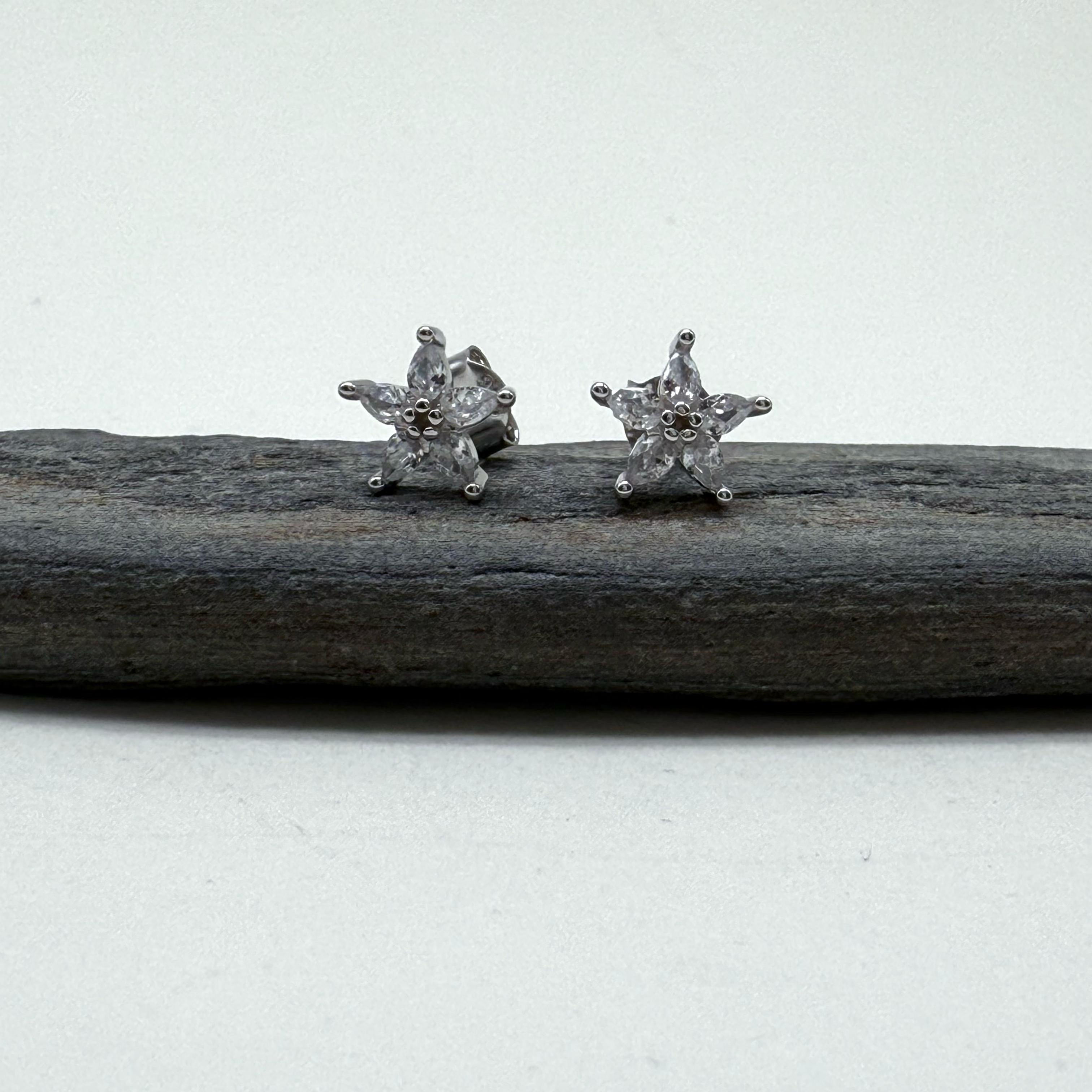 Cubic Zirconia Pointed Flower Studs