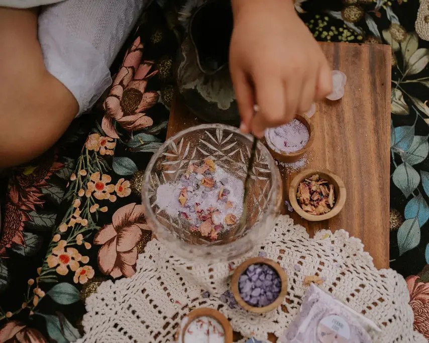 Thumbnail: Wings of a Dragonfly - REMEMBERENCE Potion Pouch