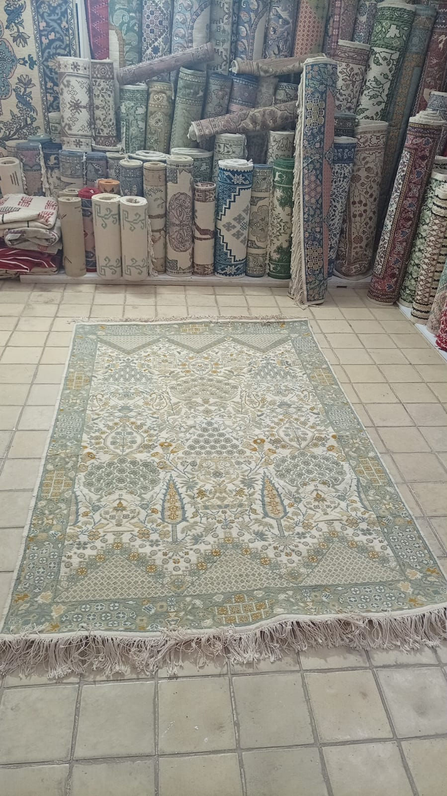 Tunisian Handwoven Luxury Rug