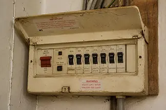 old-consumer-unit-replacement-before.webp