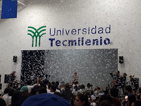 Fiestas privadas, eventos escolares, hoteleros y masivos bajo el cuidado y operación de personal capacitado y eficiente. JC Producciones Cancún.