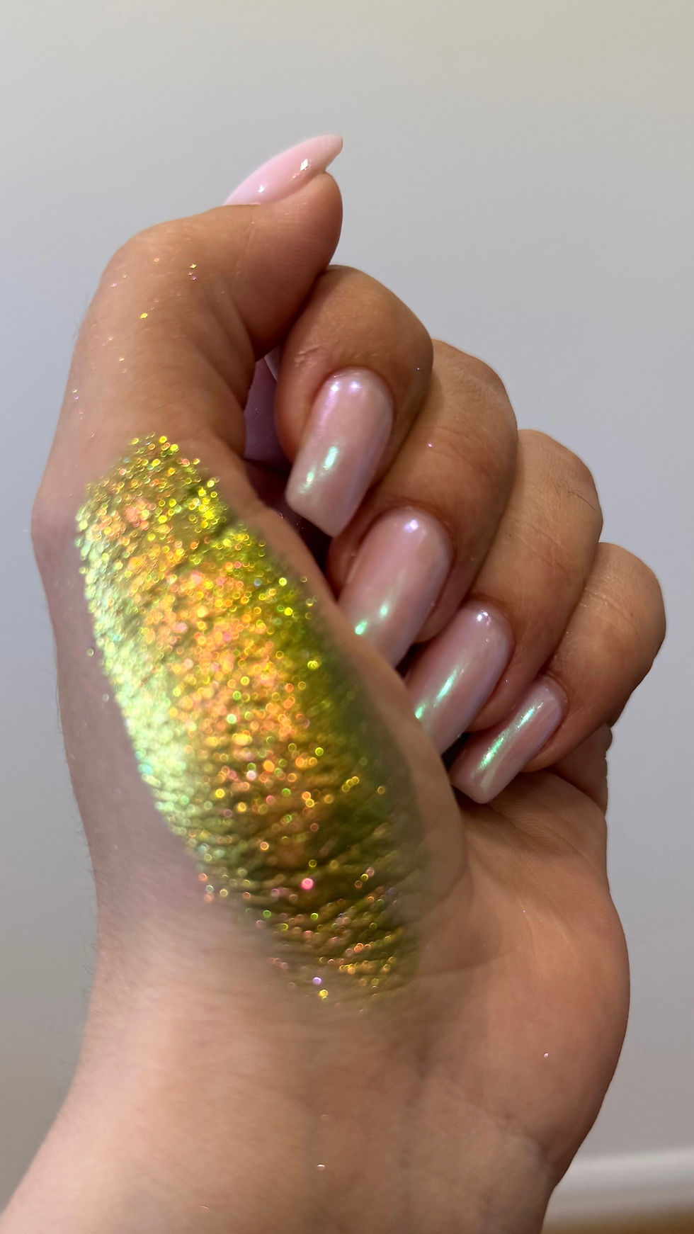 Miniaturbild: Multichrome Eyeshadow IVY Pre Order 