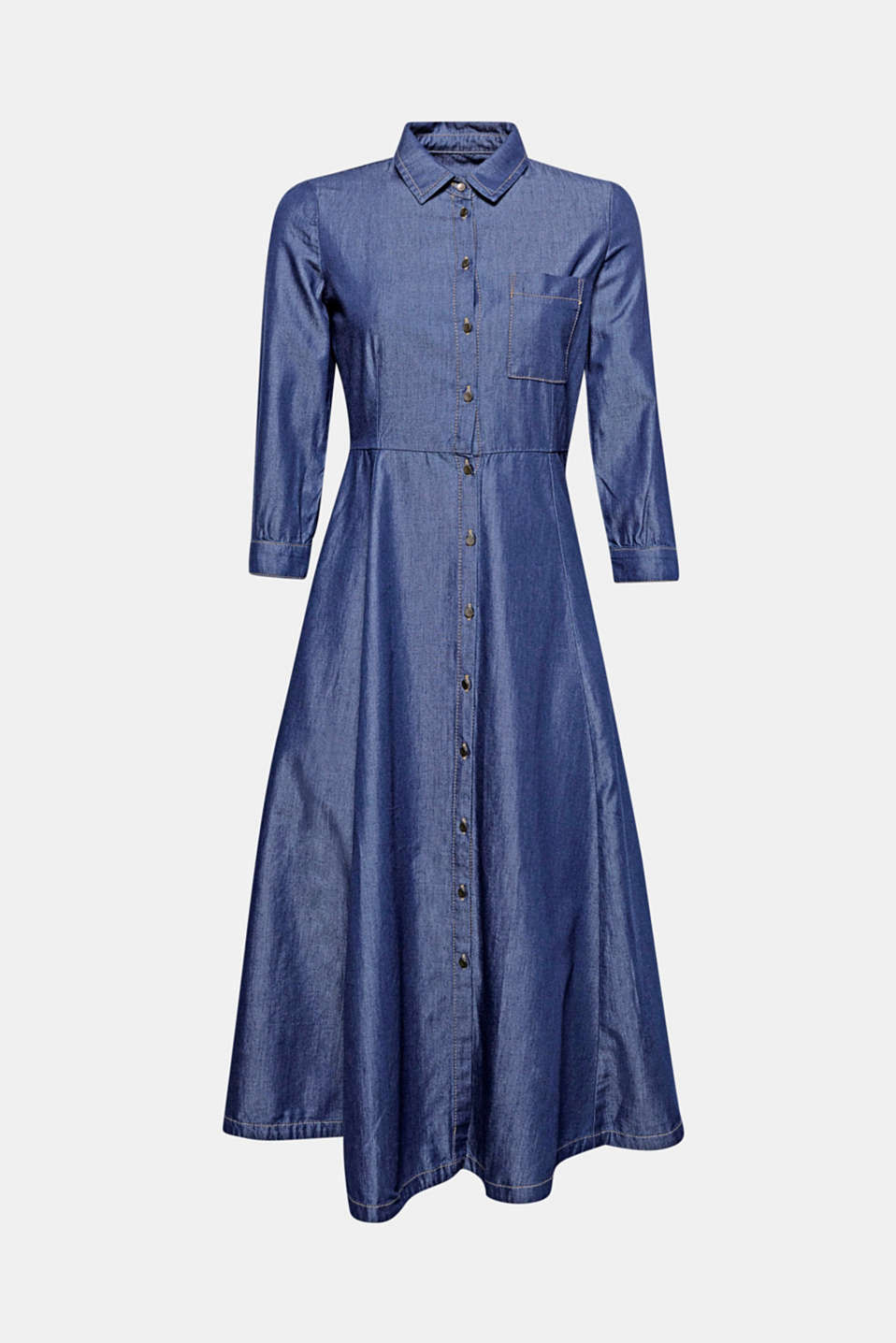 Avec sa taille haute, sa jupe oscillante et ses manches trois-quarts, cette robe longueur midi d'aspect denim foncé tendance et entièrement boutonnée sur le devant arbore un look stylé inédit !