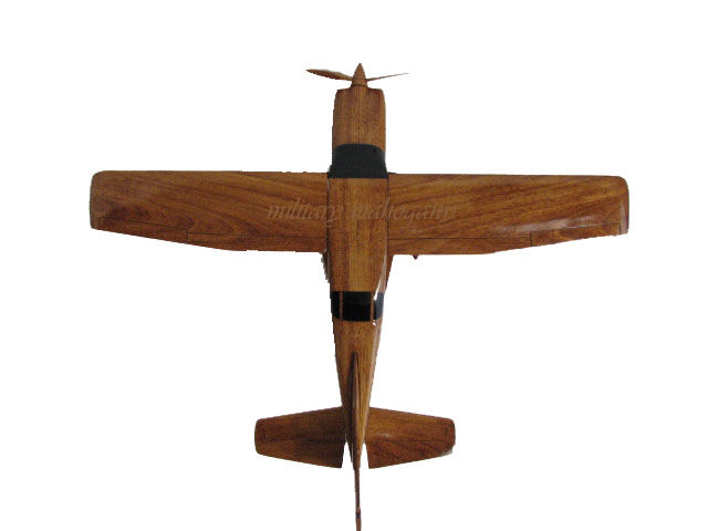 Thumbnail: Cessna 206 Wooden Model