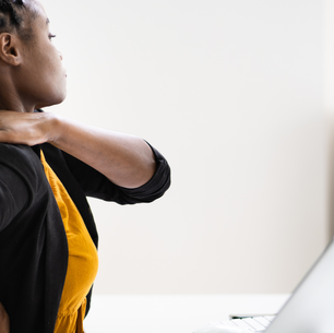 La posture de l’assistante de direction : quand le corps parle avant vous