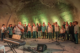 "צלילים בחולה"