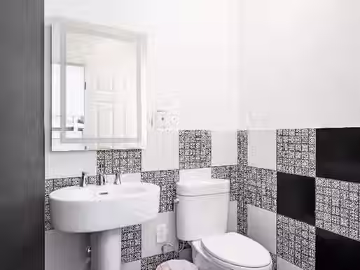 Tiny guest house in SW Sawtelle