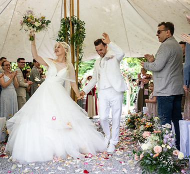 Traumhafte Hochzeit im Trraumgarten in Thalwil und festgehalten von Hochzeitsfotograf Züri