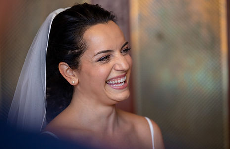 Detailaufnahme beim Vorlesen des Gelöbnisses im Stadthaus Zürich, zivile Trauung im Stande