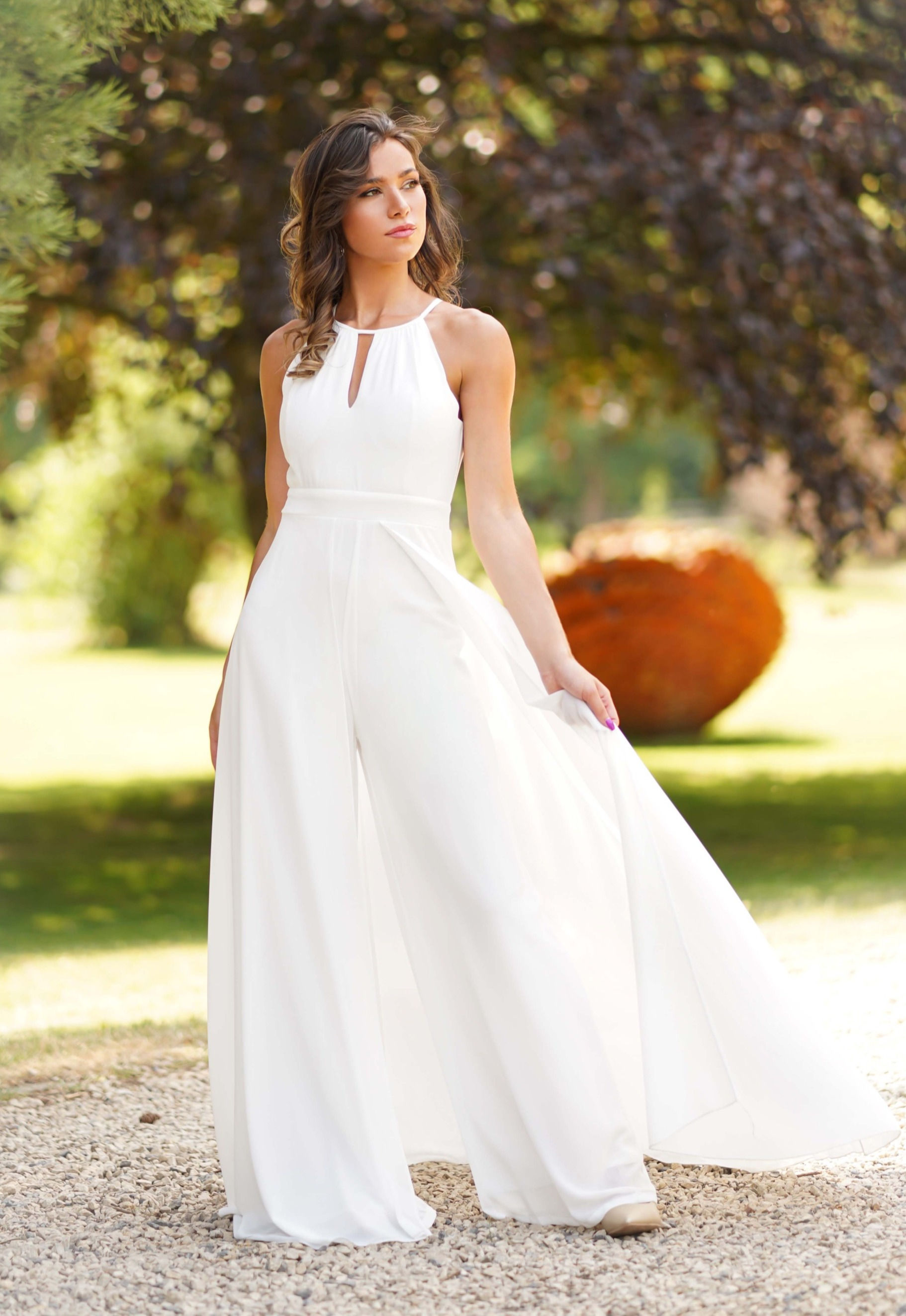 PENNY I White dress with train