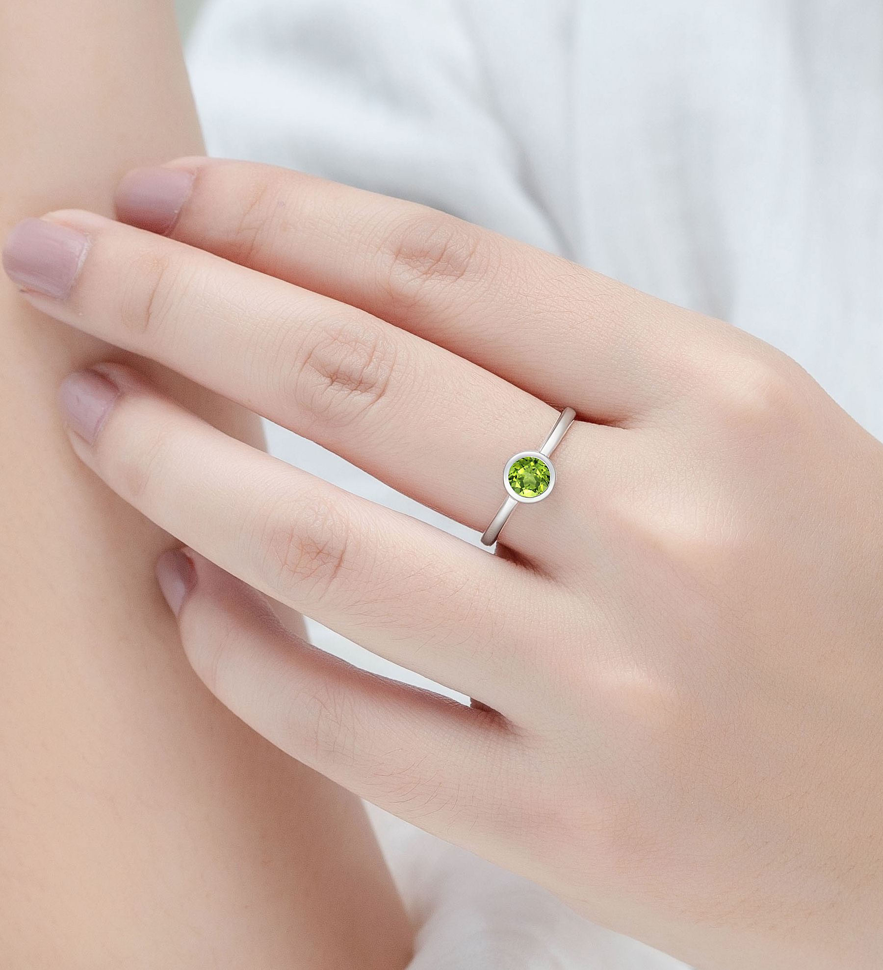 Women ring #9005 SILVER 925 - Peridot