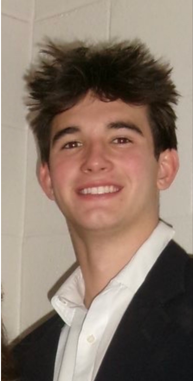 Garrett W. headshot.png