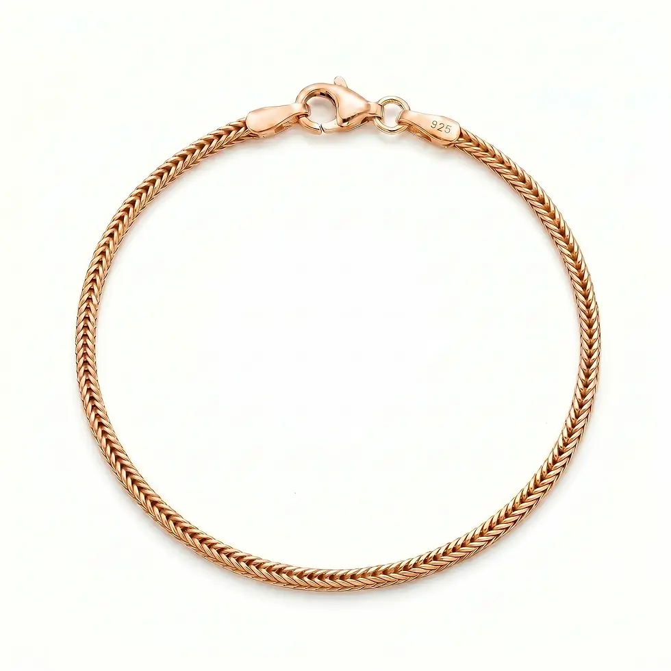 Küçük resim: Beyaz fonda yansımalı, papağan klipsli 1.75 mm rose gold kaplama gümüş tilki kuyruğu kadın bileklik.