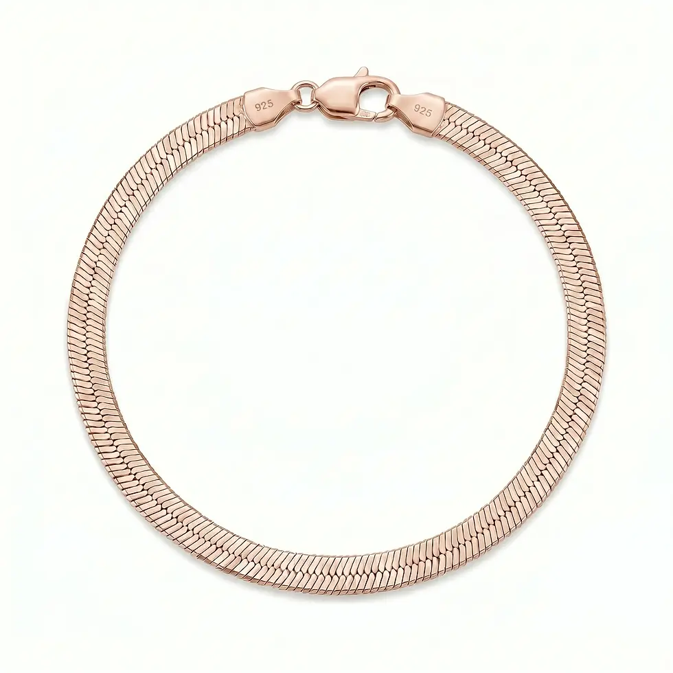 Küçük resim: Nötr fonda yansımalı, rose tonda geniș balıksırtı formlu 4mm rose gold kaplama gümüş erkek bileklik.