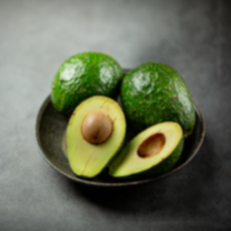 Avocado / Butter Fruit - (800-1000g)