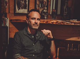 stef tatoueur black corner tattoo