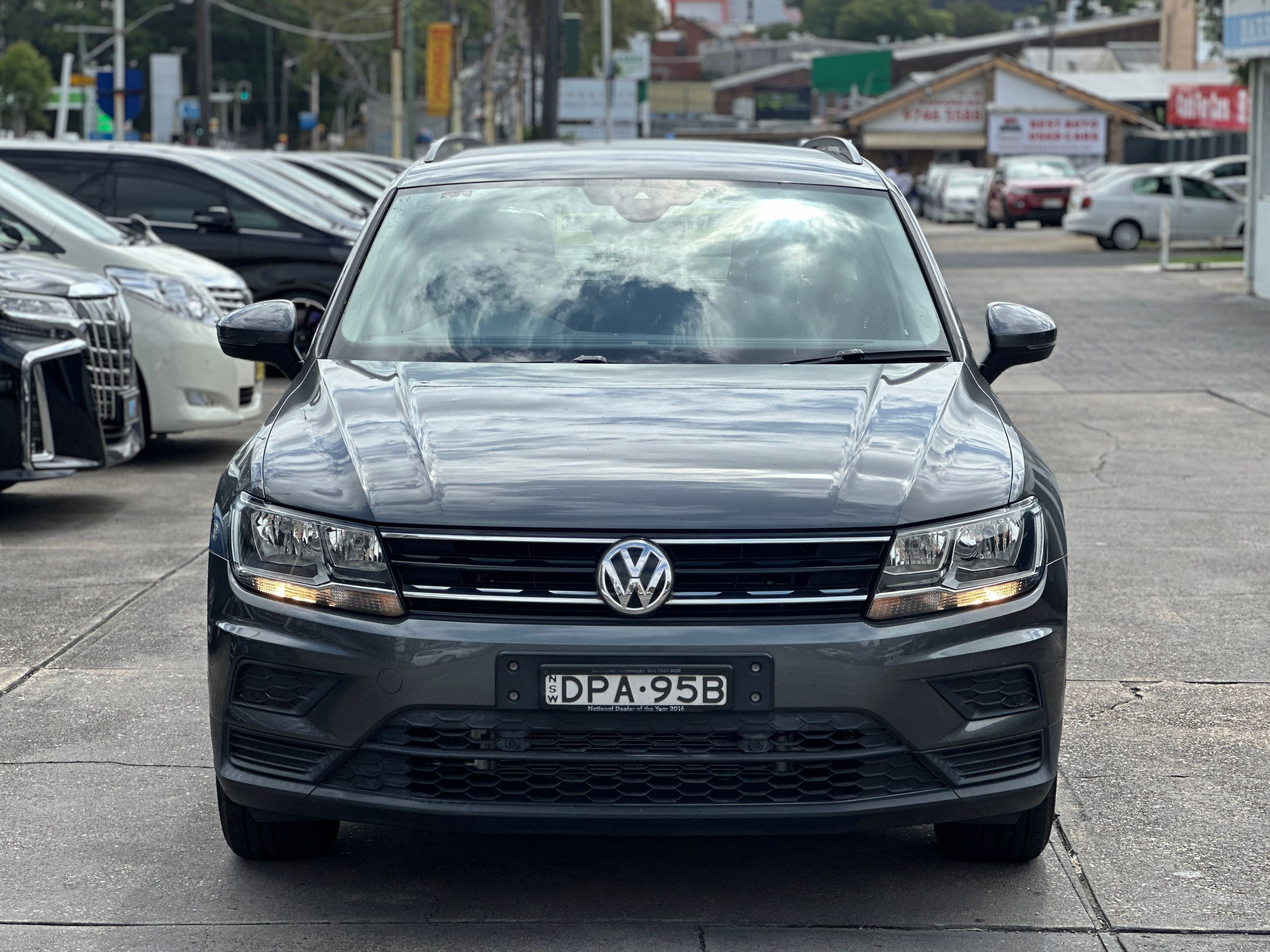 16 Volkswagen Tiguan 110 Tsi 