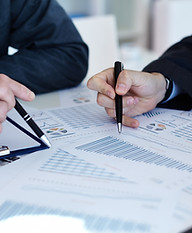Business Meeting Discussione