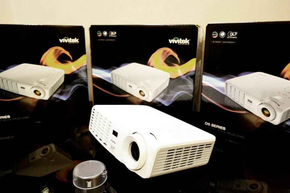 Thumbnail: Vivitek D583W-3D Digital 3D Projector and Screen