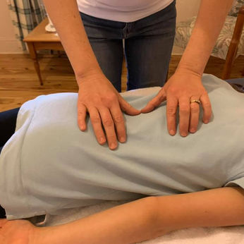 Bowen Therapy, healing hands