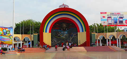 plaza principal tumbes.jpg