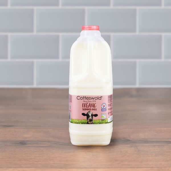 Cotteswold organic skimmed milk, 2-litre poly