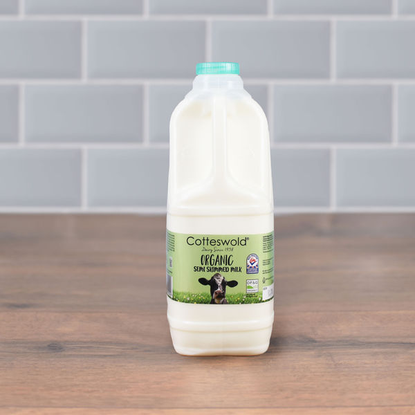 Cotteswold organic semi-skimmed milk, 2-litre poly