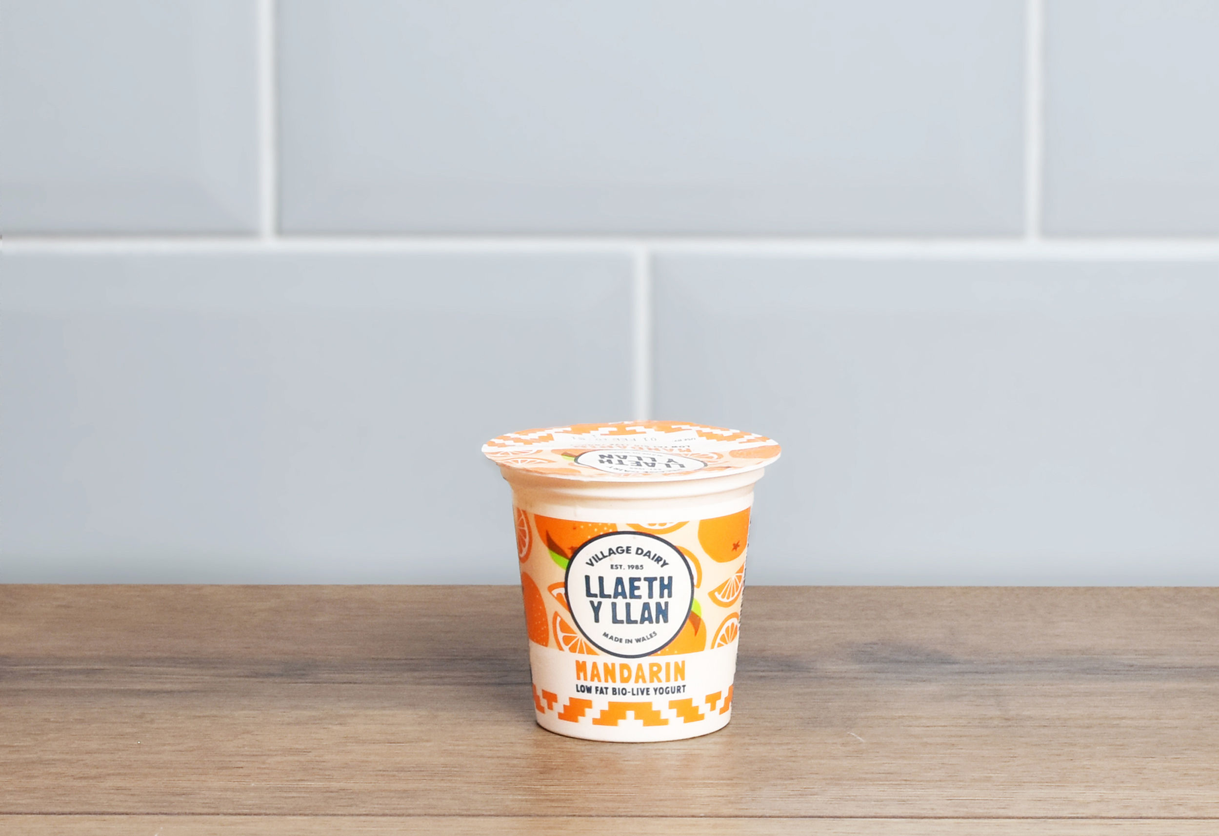 VILLAGE DAIRY LLAETH Y LLAN MANDARIN YOGURT 125g