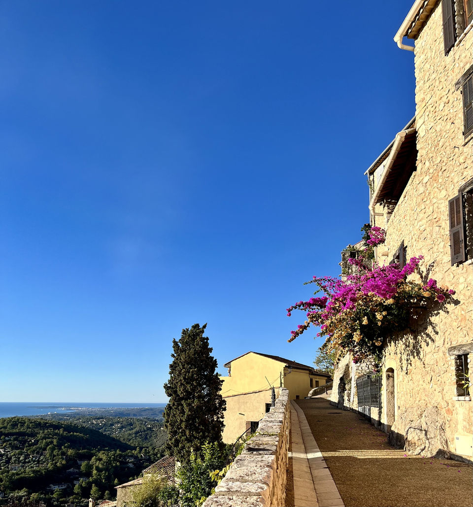 yoga retreat, yoga retreats, yoga retreat france, yoga retreat south france, yoga retreat in french riviera