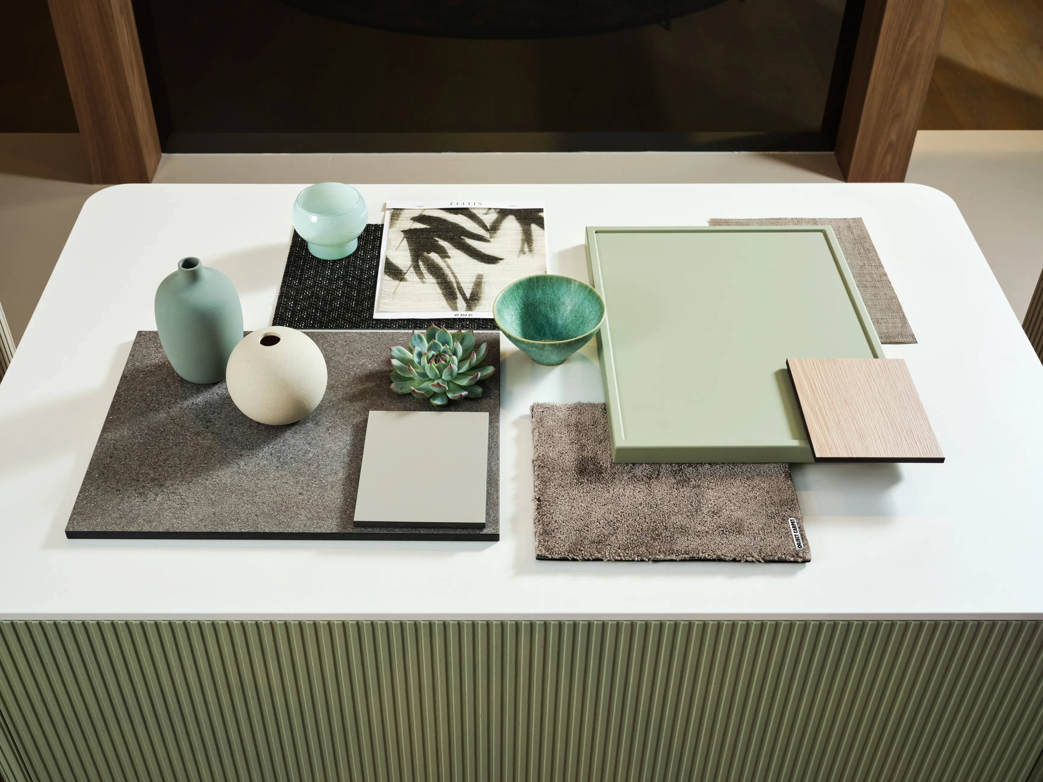 Cuisine LEICHT HYGGE vert nil présentée par votre cuisiniste à Nice