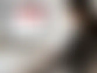 Capture illustrant un exemple de résultats de recherche avec un bloc de réponse générée par IA en haut de page.