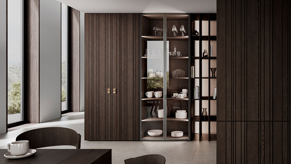 Vitrine vaisselier Leicht Living en bois cannelé foncé avec étagères ouvertes dans une salle à manger – Ambiance Cuisines Nice
