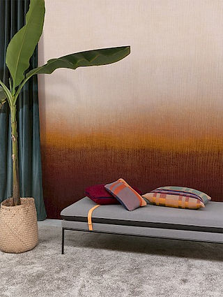 Papier peint Masureel dégradé beige ocre bordeaux pour salon, disponible à Nice à l'Atelier Marceau