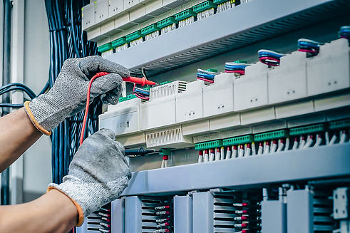 électricien antibes, électricté générale antibes, remise aux normes électrique antibes, travaux électricité antibes, installation électrique antibes, normes électricité antibes