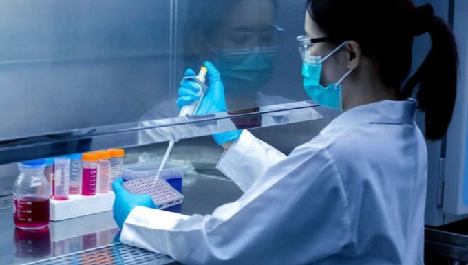 <p class="font_7" style="text-align: center"><strong>In Vitro Diagnostics</strong></p>